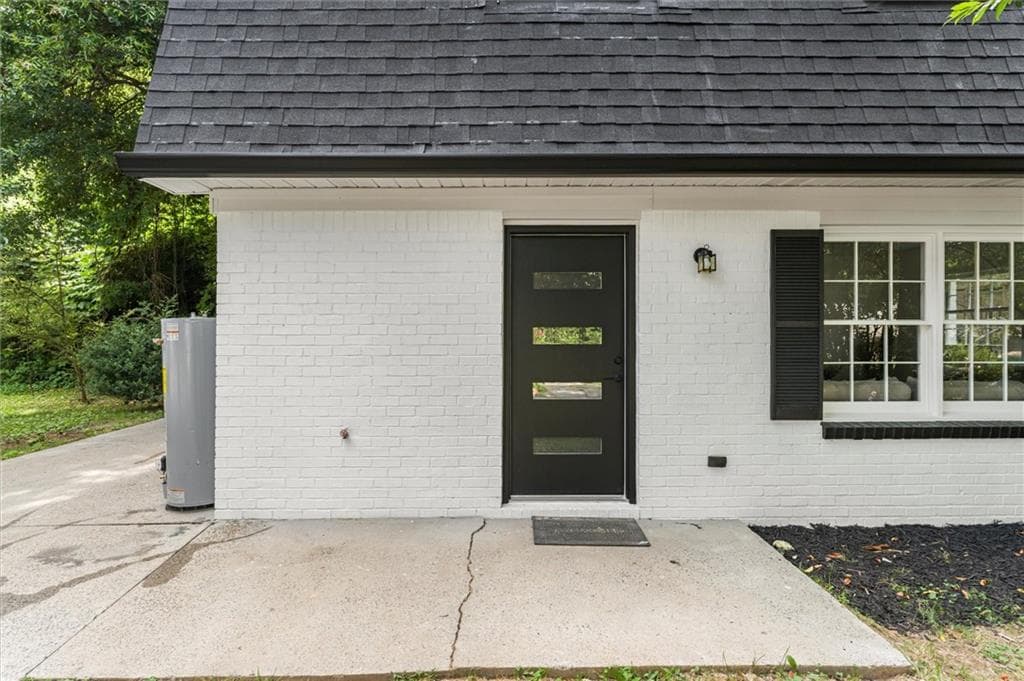 4 bedroom, 2 bathroom, 1,296 sq ft single family residence under contract at 105 Elizabeth Street, Cartersville, GA 30120 — photo 5