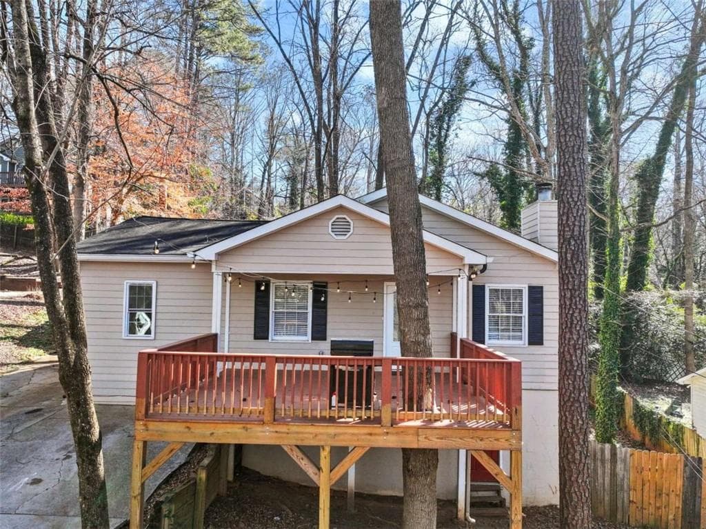 4 bedroom, 3 bathroom, 2,236 sq ft single family residence for sale at 4416 Cary Drive, Snellville, GA 30039 — photo 2