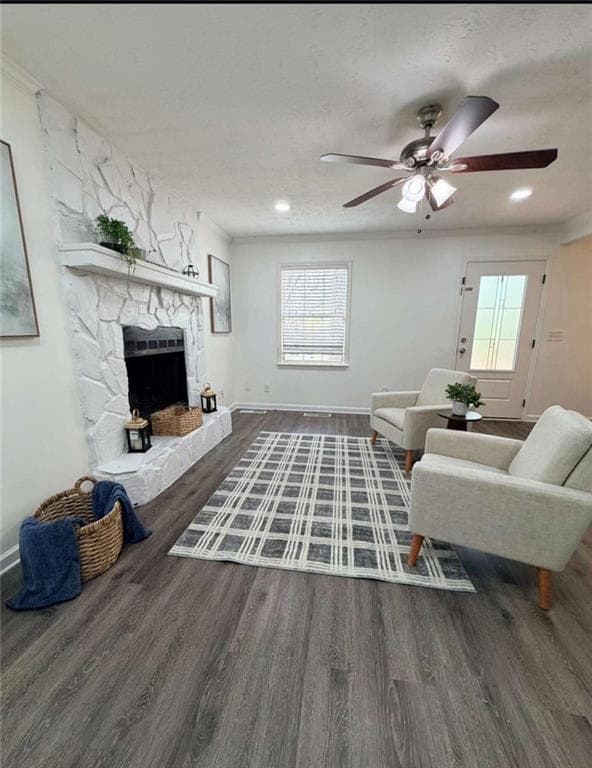 4 bedroom, 3 bathroom, 2,236 sq ft single family residence for sale at 4416 Cary Drive, Snellville, GA 30039 — photo 5