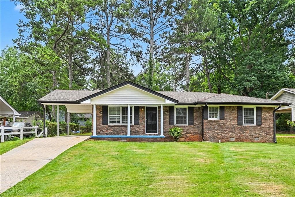 3 bedroom, 2 bathroom, 1,419 sq ft single family residence for sale at 1623 Jolly Green Court, Conley, GA 30288