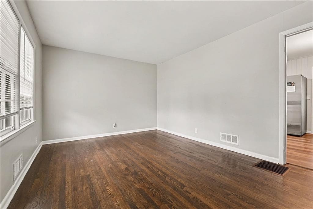 3 bedroom, 2 bathroom, 1,419 sq ft single family residence for sale at 1623 Jolly Green Court, Conley, GA 30288 — photo 8