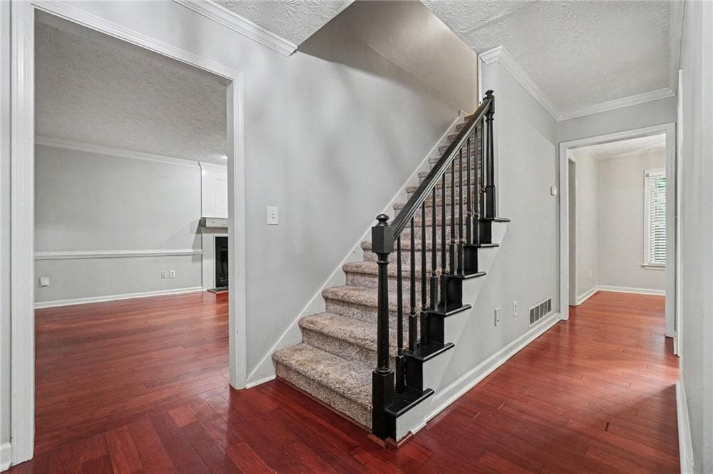 3 bedroom, 3 bathroom, 2,218 sq ft single family residence for sale at 30 Flint Ridge Drive, Mableton, GA 30126 — photo 7