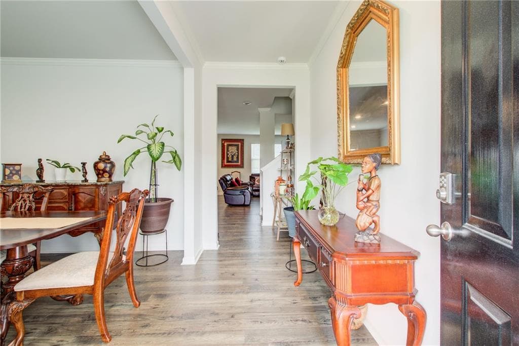 5 bedroom, 3 bathroom, 2,556 sq ft single family residence for sale at 8818 Sibella Court, Lithia Springs, GA 30122 — photo 5