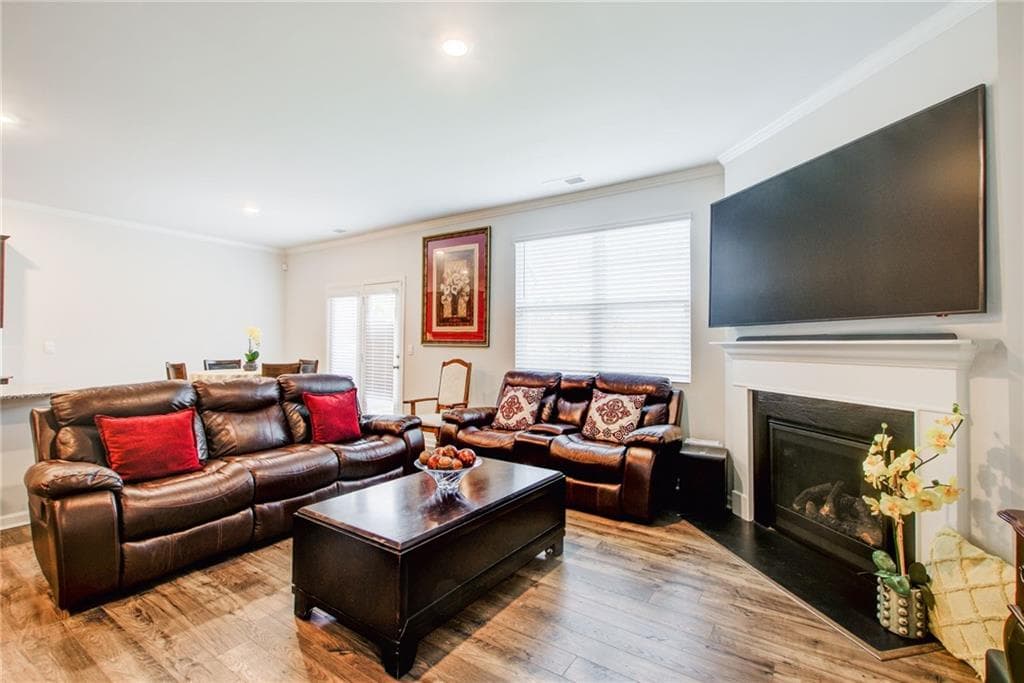 5 bedroom, 3 bathroom, 2,556 sq ft single family residence for sale at 8818 Sibella Court, Lithia Springs, GA 30122 — photo 10