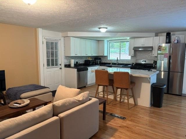 3 bedroom, 2 bathroom, 1,104 sq ft single family residence for sale at 5835 S Bear Drive, Douglasville, GA 30135 — photo 2