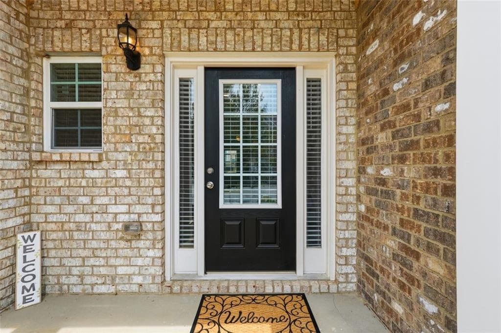 3 bedroom, 3 bathroom, 1,636 sq ft townhouse for sale at 11248 Benton Loop, Covington, GA 30014 — photo 4