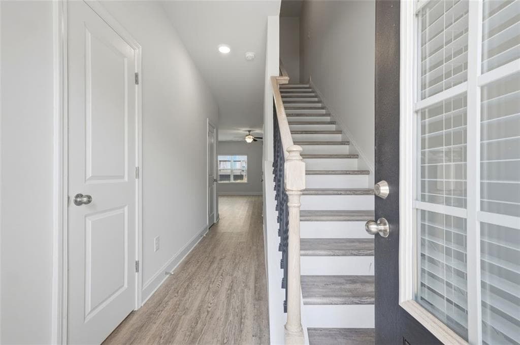 3 bedroom, 3 bathroom, 1,636 sq ft townhouse for sale at 11248 Benton Loop, Covington, GA 30014 — photo 5