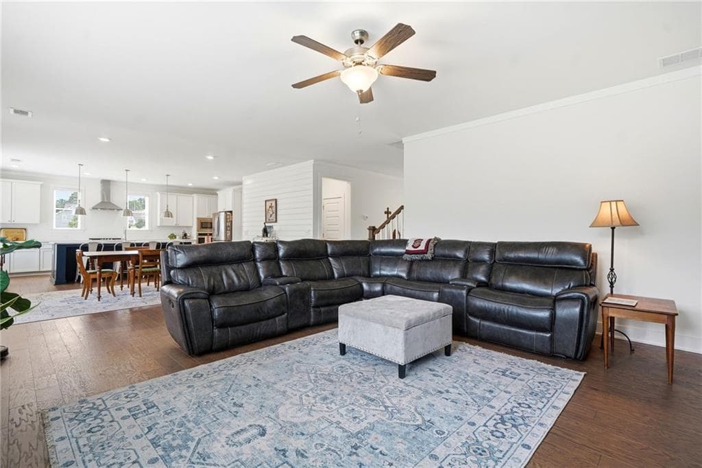 5 bedroom, 4 bathroom, 3,409 sq ft single family residence for sale at 8110 Beryl Overlook, Gainesville, GA 30506 — photo 10