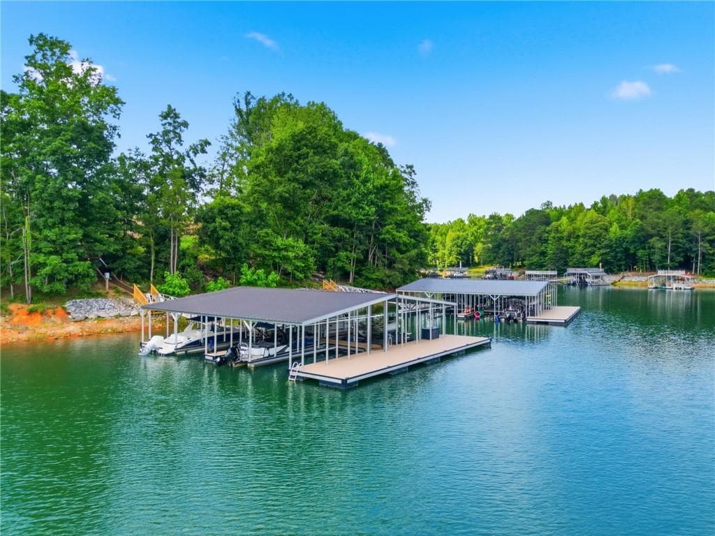 5 bedroom, 4 bathroom, 3,409 sq ft single family residence for sale at 8110 Beryl Overlook, Gainesville, GA 30506 — photo 5
