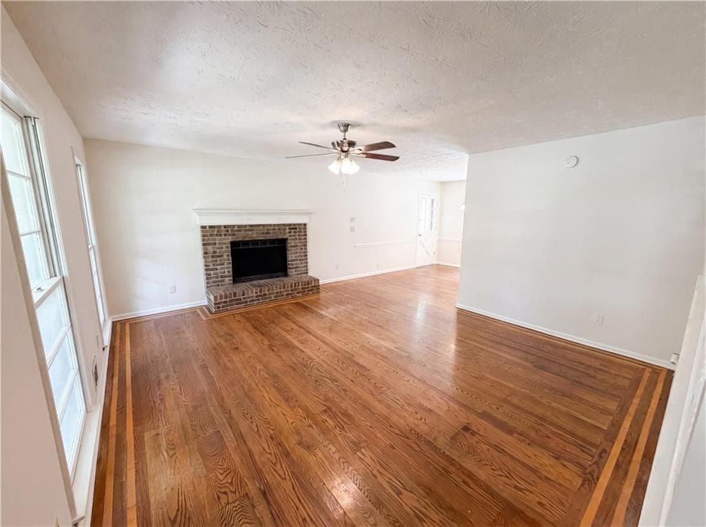 3 bedroom, 2 bathroom, 1,549 sq ft single family residence for sale at 1761 Keenland Place, Lawrenceville, GA 30043 — photo 7