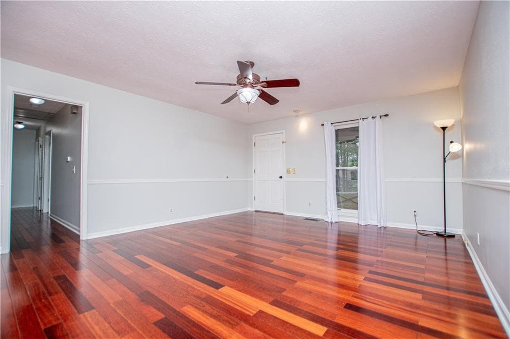 3 bedroom, 2 bathroom single family residence for rent at 1499 Stonington Court, Villa Rica, GA 30180 for $2,300 a month — photo 2