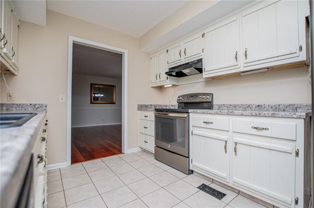 3 bedroom, 2 bathroom single family residence for rent at 1499 Stonington Court, Villa Rica, GA 30180 for $2,300 a month — photo 10
