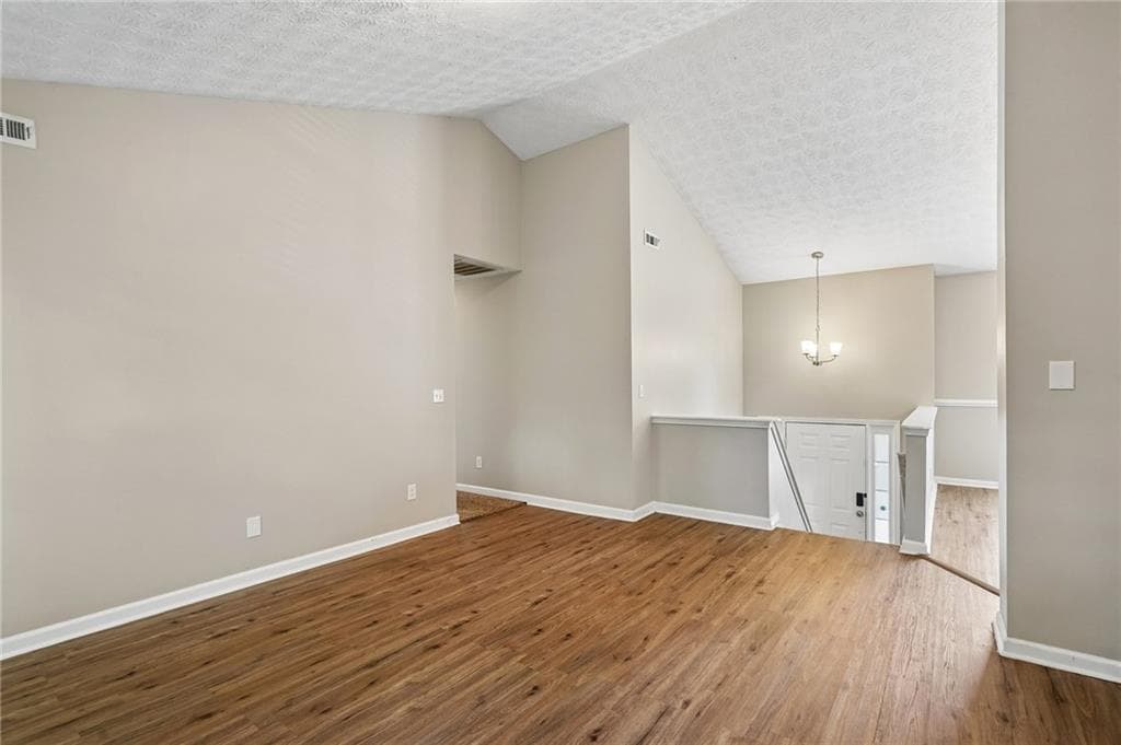3 bedroom, 3 bathroom, 1,862 sq ft single family residence under contract at 403 Edgewood Drive, Mcdonough, GA 30253 — photo 9