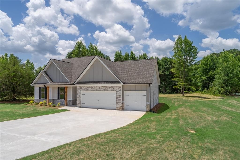 4 bedroom, 4 bathroom, 2,108 sq ft single family residence for sale at 208 Squirrel Run, Good Hope, GA 30641 — photo 4