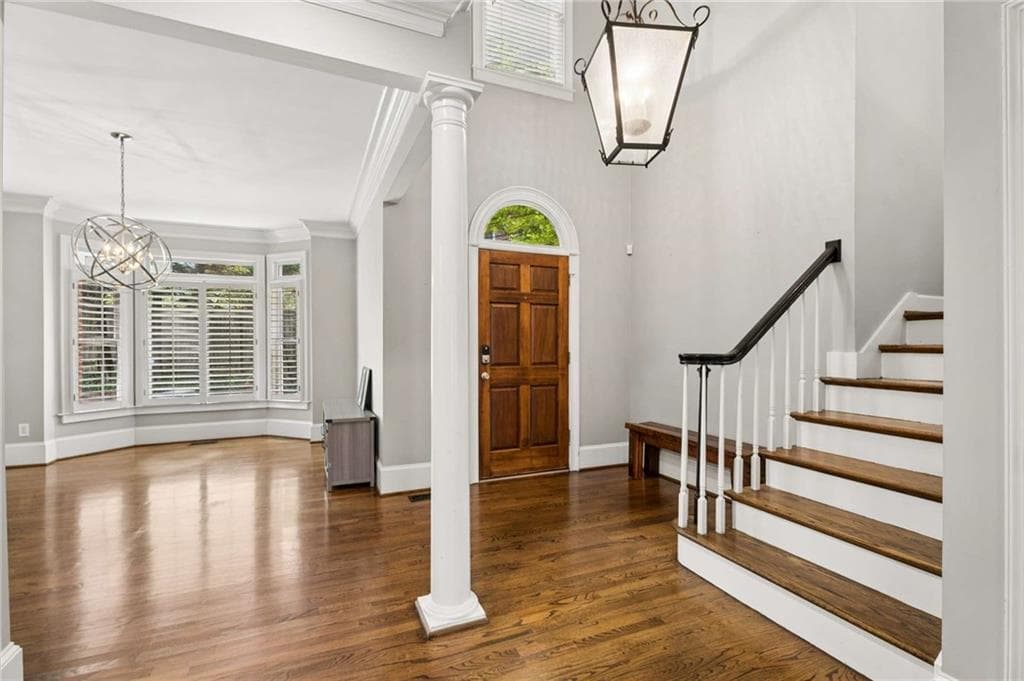 3 bedroom, 4 bathroom, 2,266 sq ft single family residence for sale at 1104 Chantilly Crescent, Atlanta, GA 30324 — photo 5