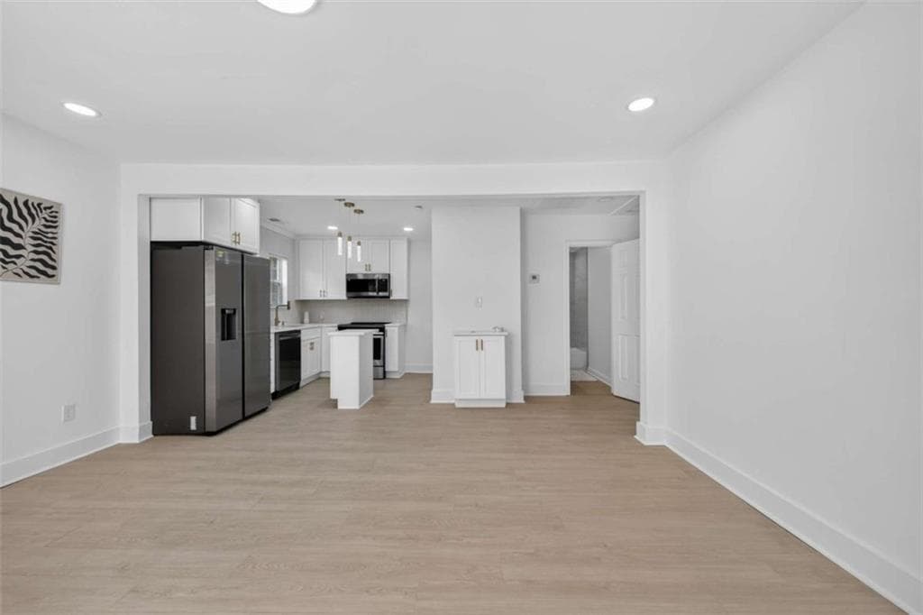 3 bedroom, 2 bathroom, 973 sq ft single family residence for sale at 1458 Olive Street, Atlanta, GA 30310 — photo 4