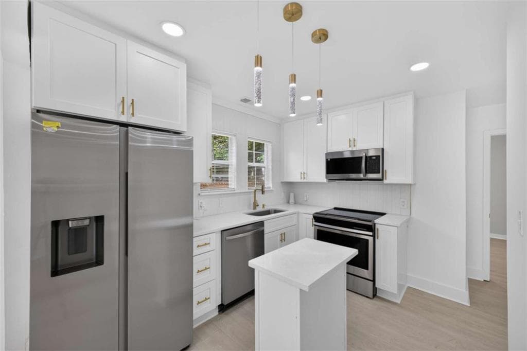 3 bedroom, 2 bathroom, 973 sq ft single family residence for sale at 1458 Olive Street, Atlanta, GA 30310 — photo 8