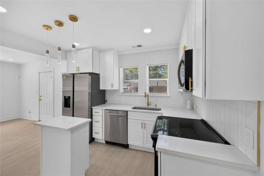 3 bedroom, 2 bathroom, 973 sq ft single family residence for sale at 1458 Olive Street, Atlanta, GA 30310 — photo 9
