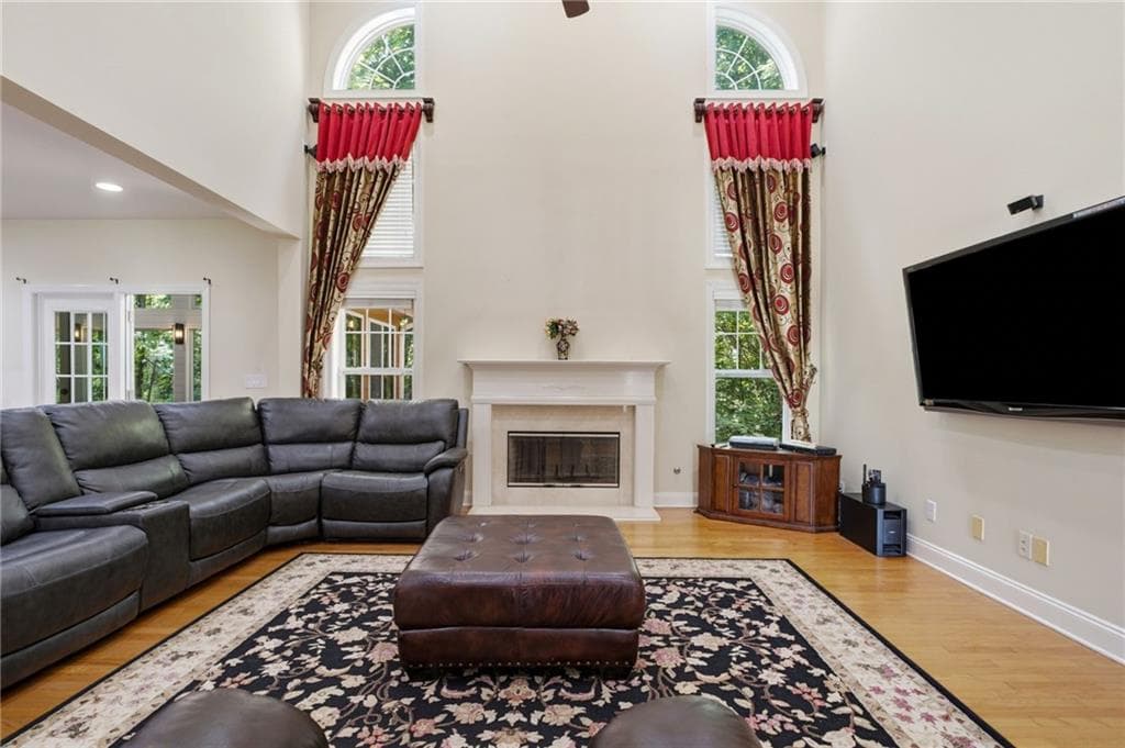 6 bedroom, 5 bathroom, 5,456 sq ft single family residence for sale at 4470 Sandalwood Way, Cumming, GA 30041 — photo 7