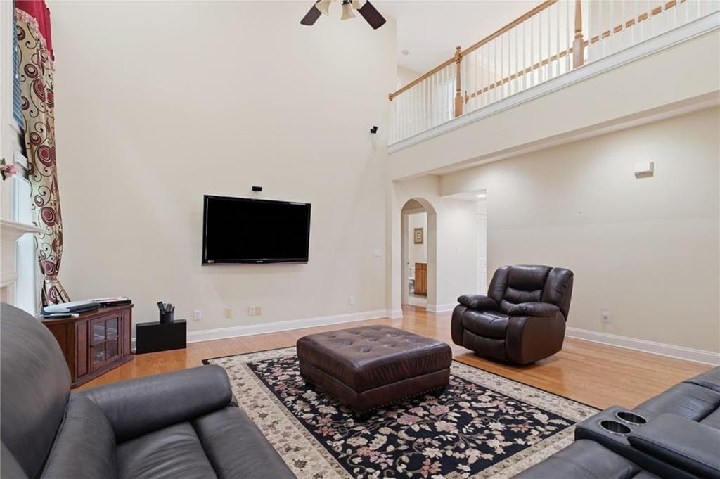 6 bedroom, 5 bathroom, 5,456 sq ft single family residence for sale at 4470 Sandalwood Way, Cumming, GA 30041 — photo 9