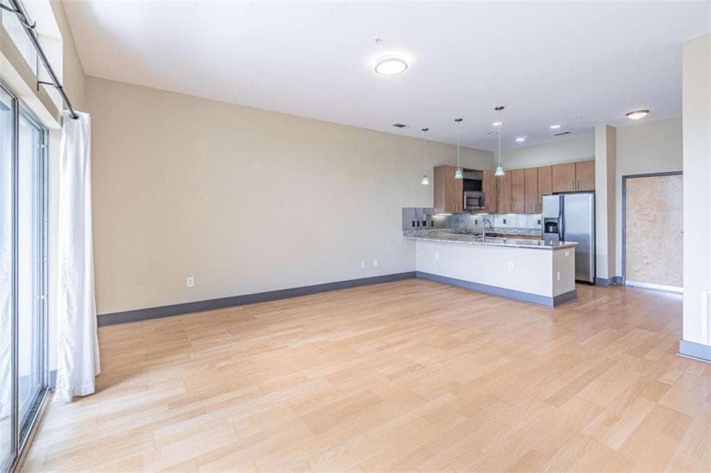 1 bedroom, 1 bathroom, 912 sq ft condominium for sale at 2630 Talley Street 307, Decatur, GA 30030 — photo 6