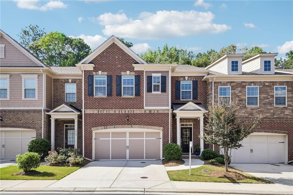 1967 Silver Birch Drive 5