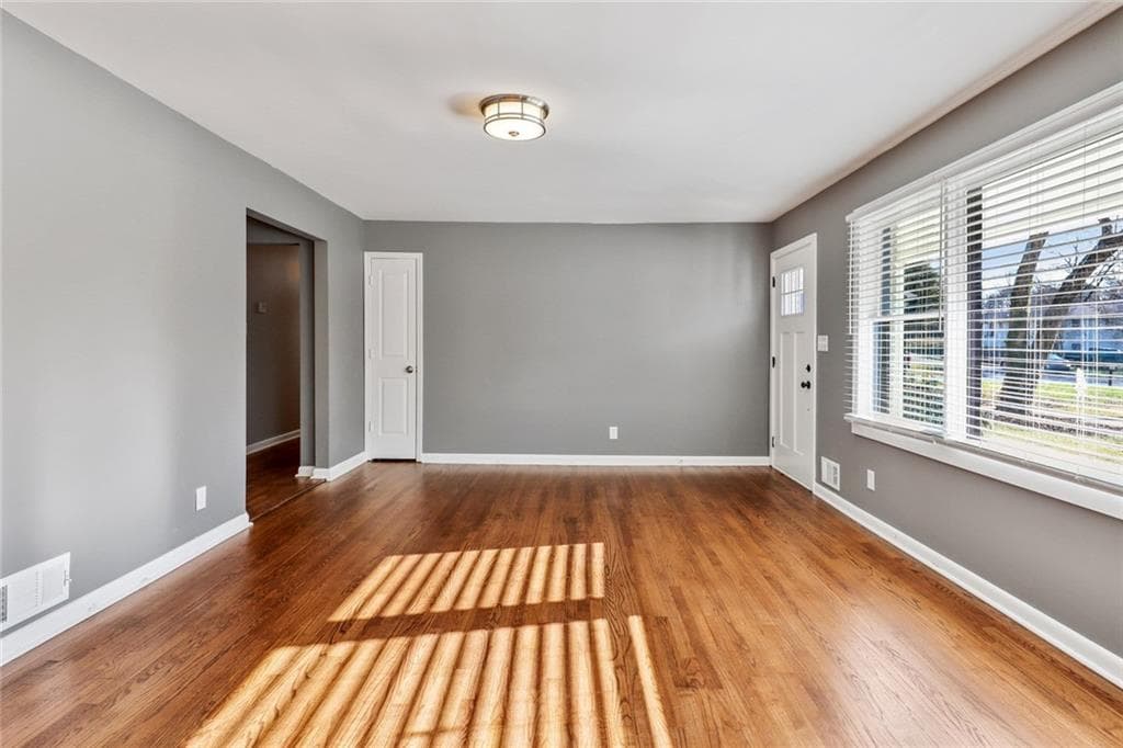 4 bedroom, 3 bathroom, 2,001 sq ft single family residence for rent at 2341 Rubart Drive, Marietta, GA 30066 for $3,300 a month — photo 4