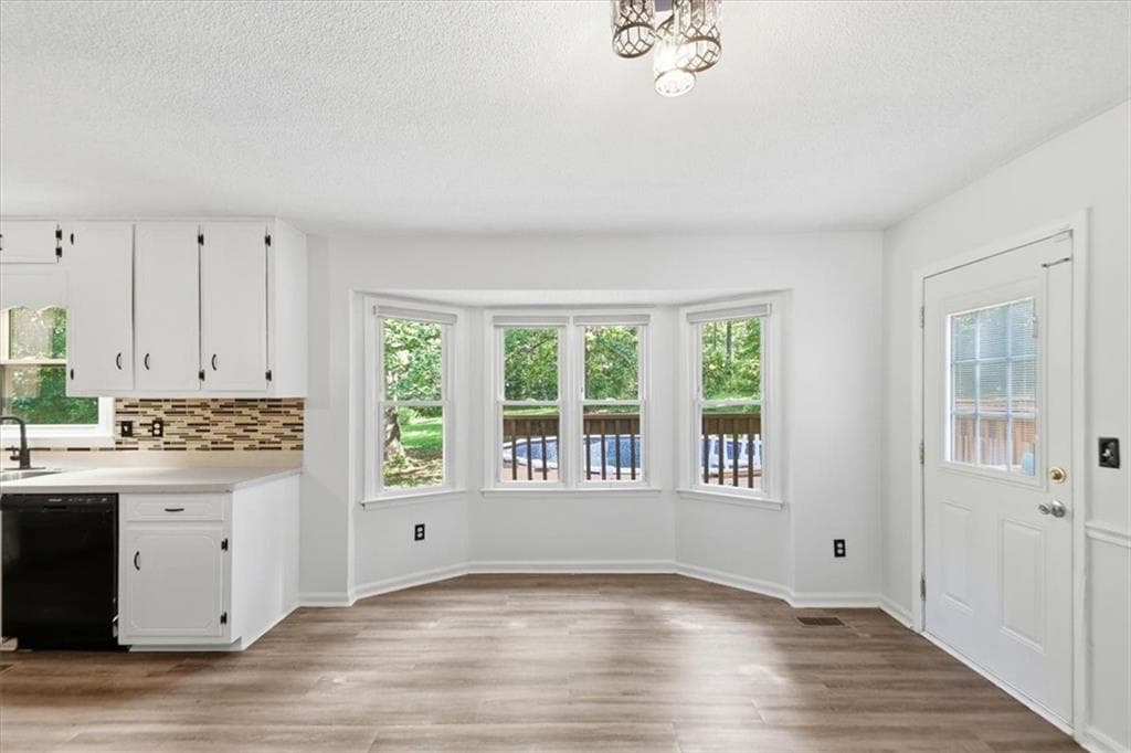 3 bedroom, 2 bathroom, 2,106 sq ft single family residence for sale at 105 Elberta Drive, Newnan, GA 30265 — photo 10