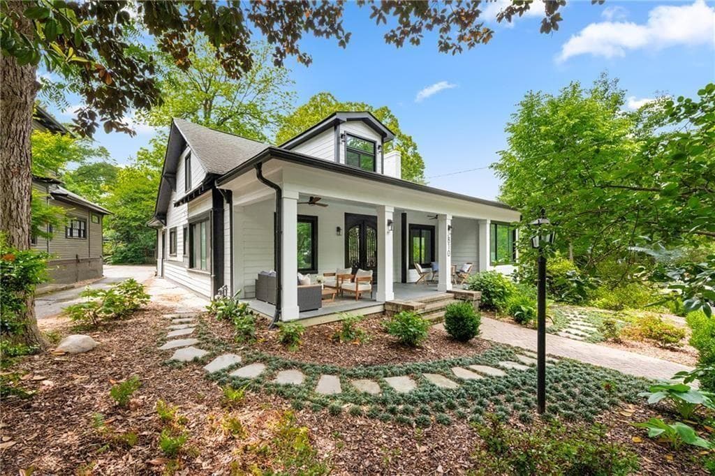 4 bedroom, 4 bathroom, 2,814 sq ft single family residence for sale at 810 Vedado Way, Atlanta, GA 30308