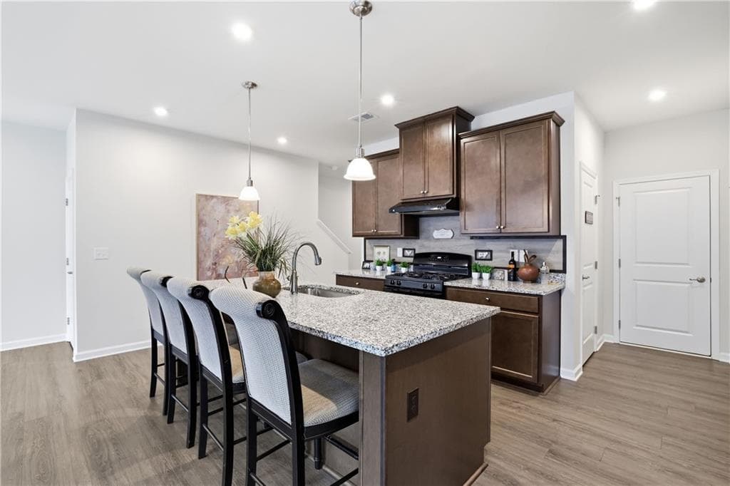 3 bedroom, 3 bathroom, 1,770 sq ft townhouse under contract at 256 Salt Lake Lane, Hoschton, GA 30548 — photo 8
