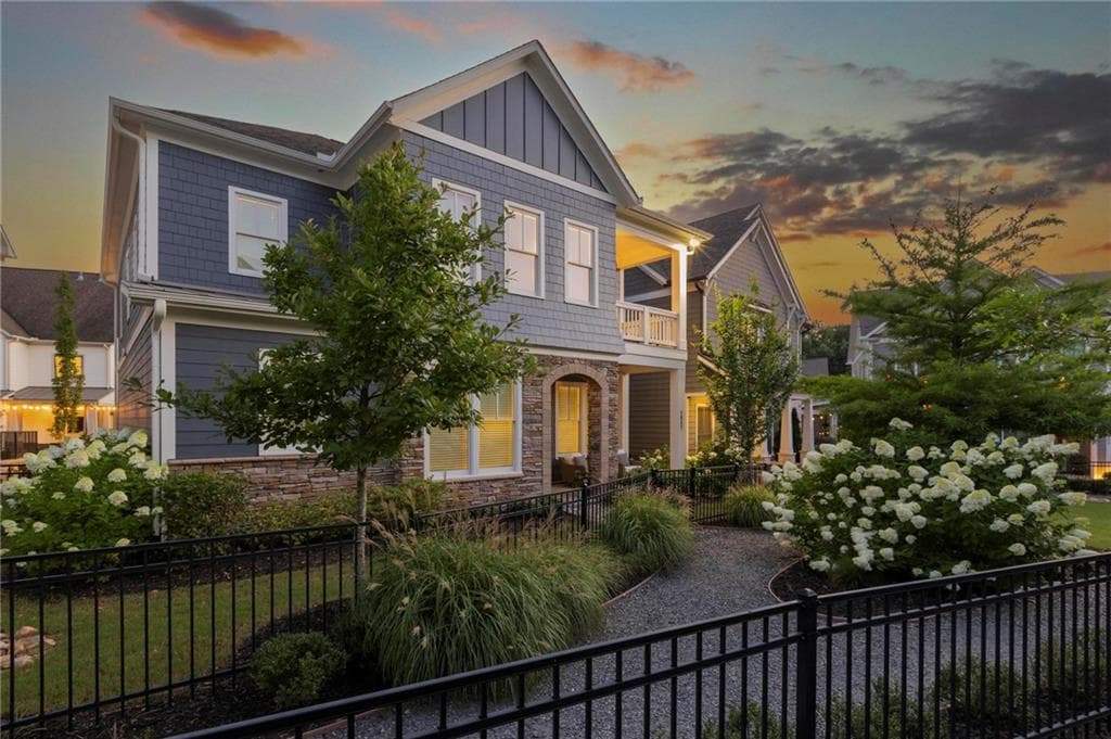 3 bedroom, 4 bathroom, 2,550 sq ft single family residence sold at 1957 Haley Walk, Atlanta, GA 30318