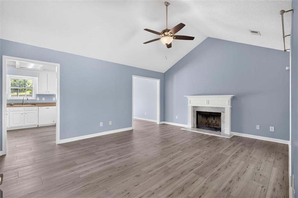 4 bedroom, 3 bathroom, 1,723 sq ft single family residence for sale at 1234 Palmer Drive, Winder, GA 30680 — photo 5