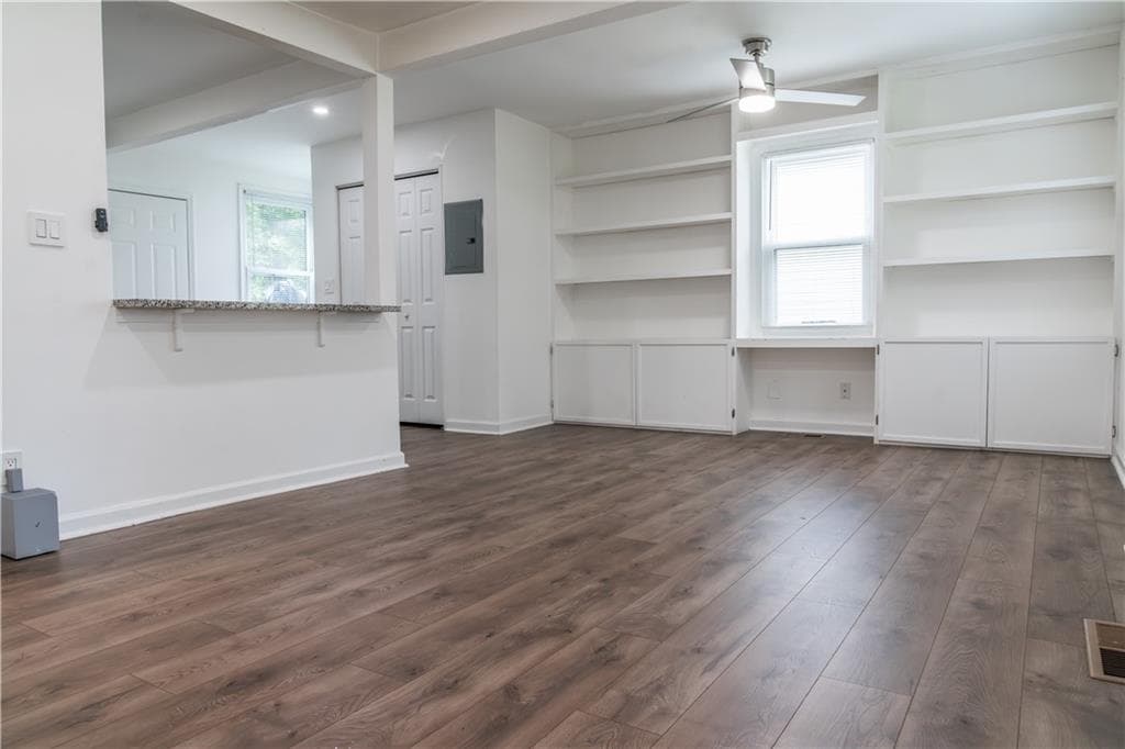 2 bedroom, 2 bathroom, 912 sq ft single family residence for sale at 812 Flat Shoals Way, Atlanta, GA 30316 — photo 5