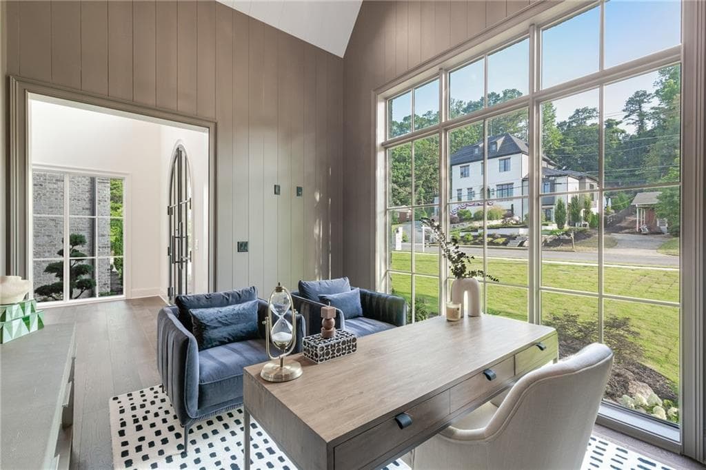 5 bedroom, 6 bathroom, 7,844 sq ft single family residence for sale at 228 Thomas Circle, Roswell, GA 30075 — photo 7