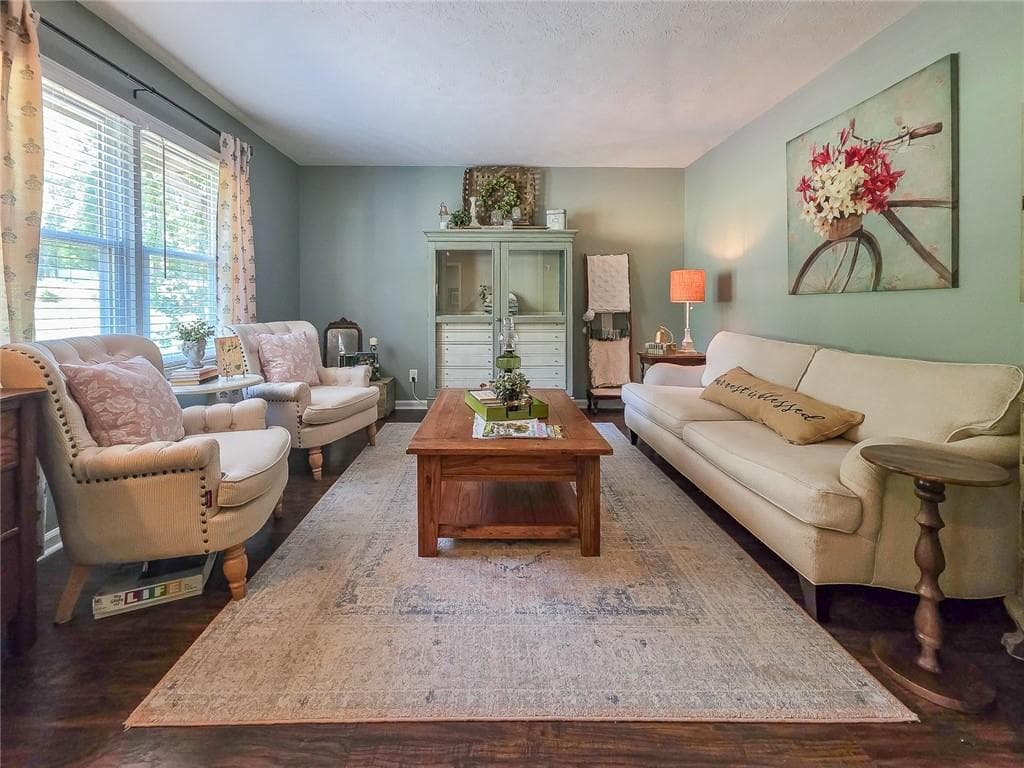 4 bedroom, 3 bathroom, 2,532 sq ft single family residence for sale at 403 Old Rosser Road, Stone Mountain, GA 30087 — photo 6