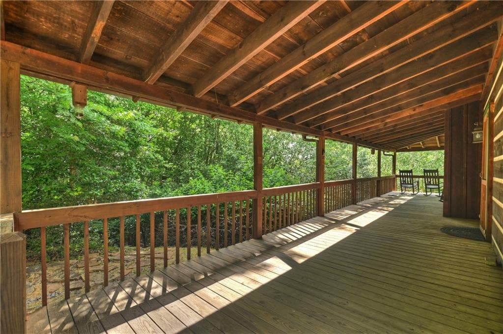 4 bedroom, 3 bathroom, 2,574 sq ft single family residence for sale at 100 Arrow Way, Mineral Bluff, GA 30559 — photo 9