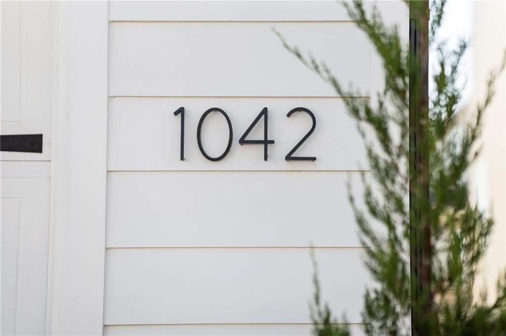 5 bedroom, 4 bathroom, 3,400 sq ft single family residence for rent at 1042 Winding Branch Drive, Canton, GA 30114 for $3,300 a month — photo 6