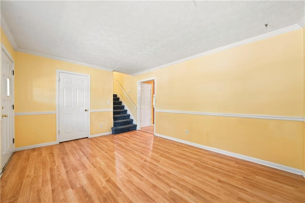 3 bedroom, 2 bathroom, 1,344 sq ft single family residence for sale at 372 Plantation Boulevard, Lawrenceville, GA 30046 — photo 2