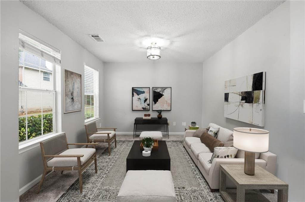 4 bedroom, 3 bathroom, 1,934 sq ft single family residence under contract at 155 Apache Street, Atlanta, GA 30331 — photo 3