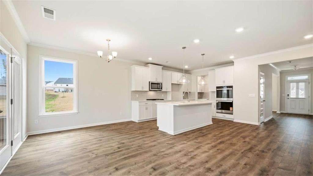 5 bedroom, 4 bathroom, 2,929 sq ft single family residence for sale at 1020 Trident Maple Chase, Lawrenceville, GA 30045 — photo 8