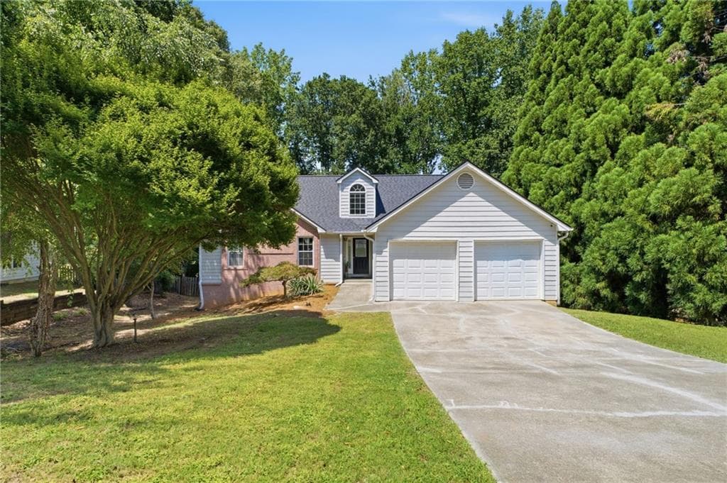 5 bedroom, 3 bathroom, 1,796 sq ft single family residence for sale at 1545 Smoke Hill Drive, Hoschton, GA 30548