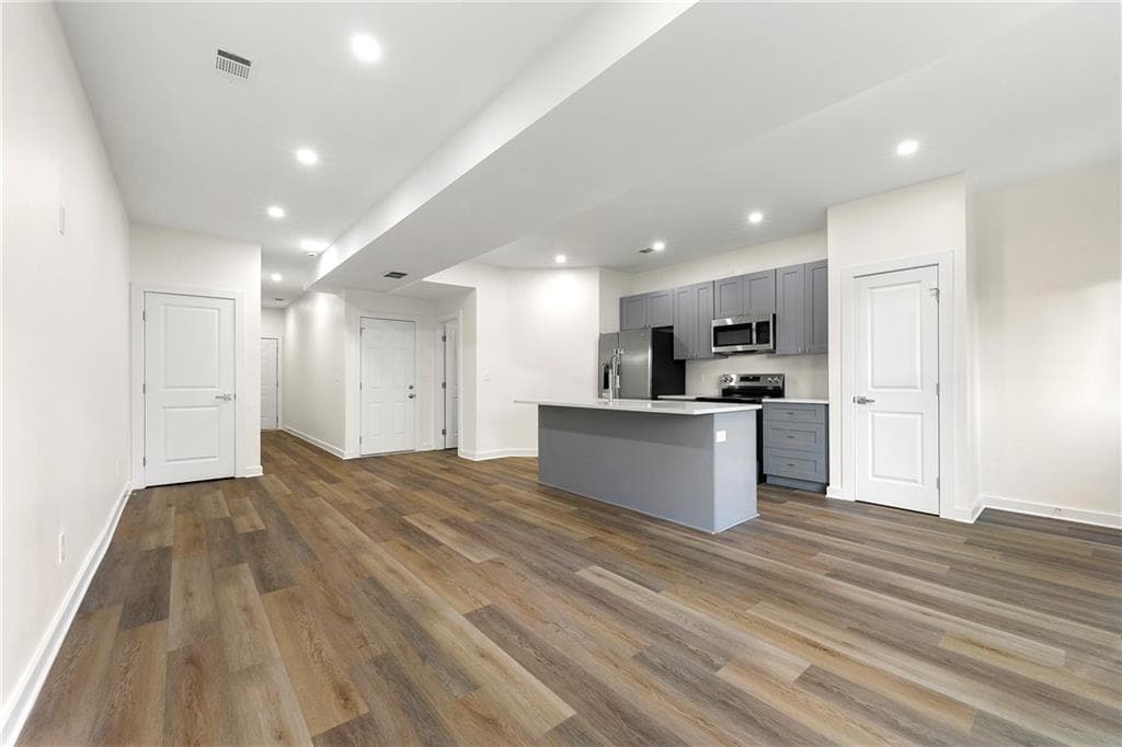 3 bedroom, 3 bathroom, 1,515 sq ft townhouse for sale at 3601 Brycewood Drive, Decatur, GA 30034 — photo 2