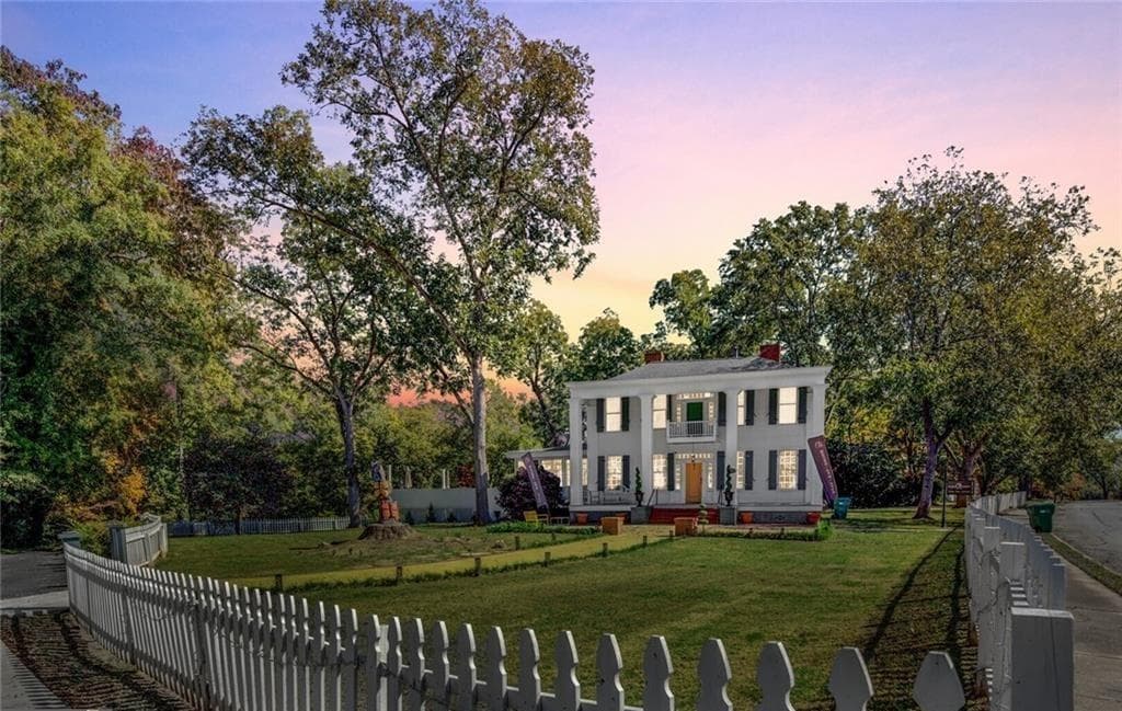 5 bedroom, 5 bathroom, 3,199 sq ft single family residence for sale at 421 E Greene Street, Monticello, GA 31064