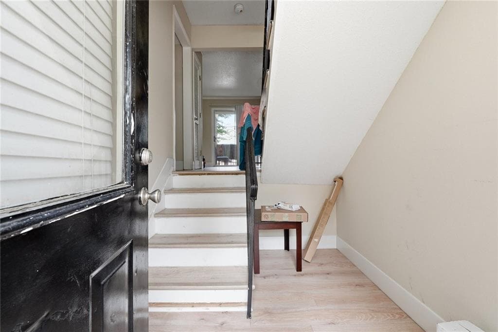 3 bedroom, 3 bathroom, 1,458 sq ft condominium for rent at 3301 Henderson Mill Road R1, Atlanta, GA 30341 for $1,875 a month — photo 3