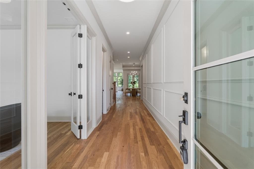 6 bedroom, 5 bathroom, 4,714 sq ft single family residence for sale at 2091 Wilkie Road, Alpharetta, GA 30004 — photo 7