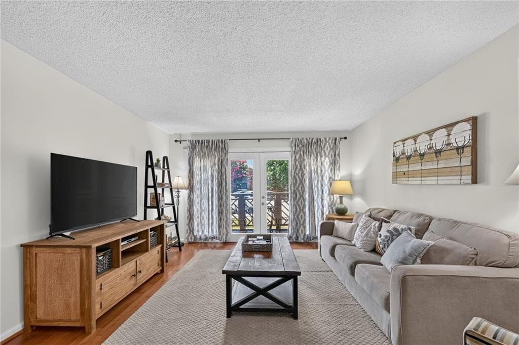 2 bedroom, 1 bathroom, 1,036 sq ft condominium for sale at 3650 Ashford Dunwoody Road 516, Brookhaven, GA 30319