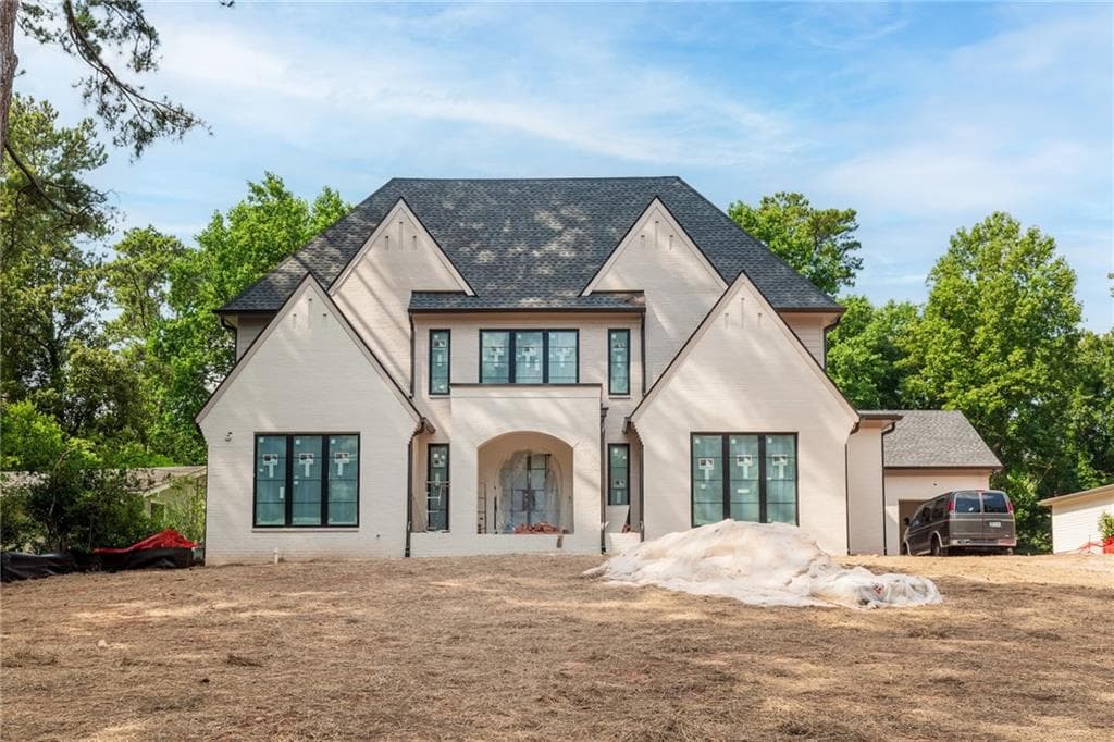 5 bedroom, 6 bathroom, 7,464 sq ft single family residence sold at 475 Bridges Creek Trail, Atlanta, GA 30328
