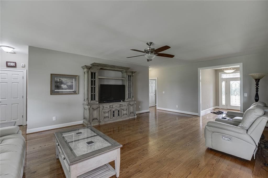 4 bedroom, 5 bathroom single family residence for sale at 563 Martin Road, Talmo, GA 30575 — photo 8