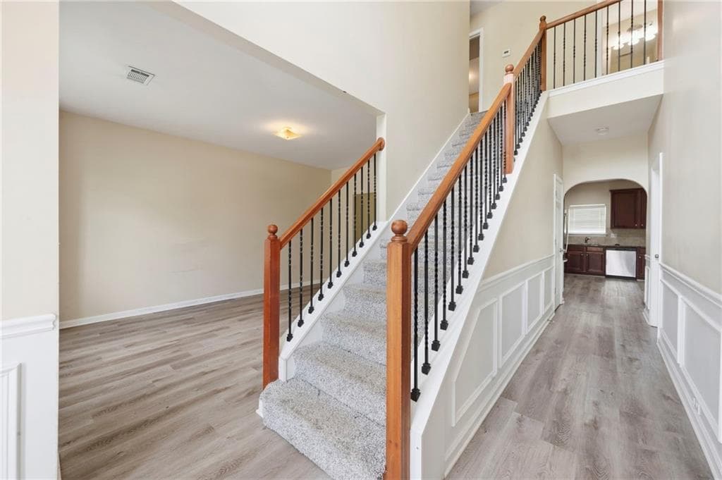 5 bedroom, 3 bathroom, 3,508 sq ft single family residence for sale at 4316 Defoors Farm Trail, Powder Springs, GA 30127 — photo 2
