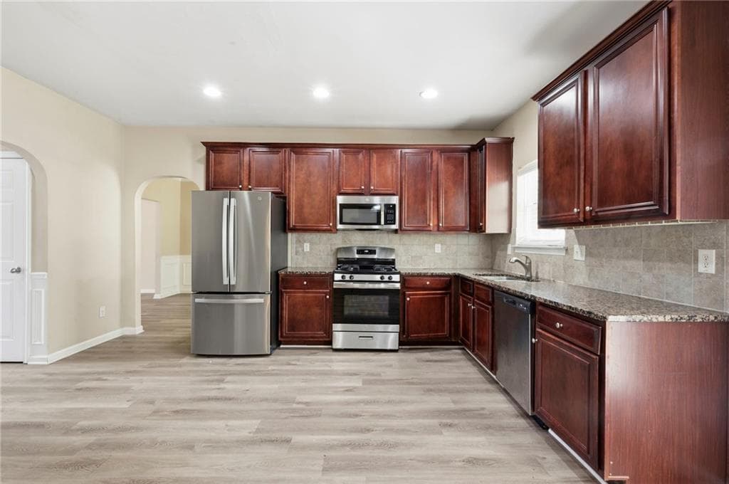 5 bedroom, 3 bathroom, 3,508 sq ft single family residence for sale at 4316 Defoors Farm Trail, Powder Springs, GA 30127 — photo 9
